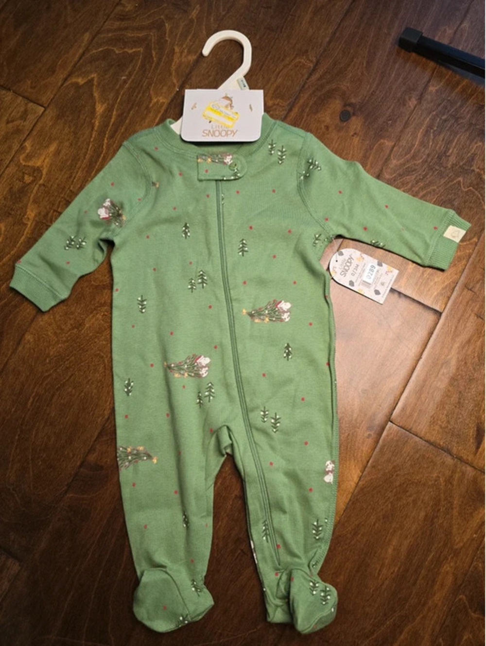 0 to 3m brand new snoopy, christmas pajamas item, 289G6
